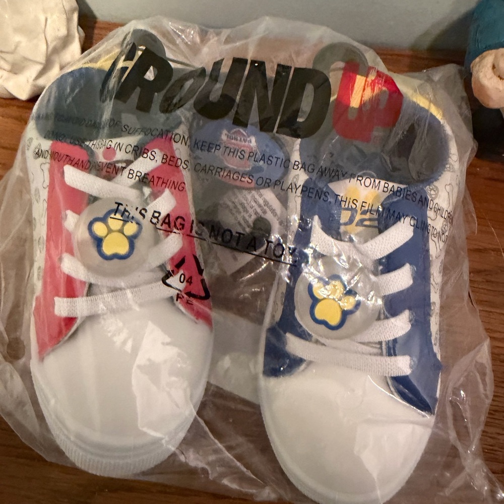 Kids Two-Tone Red & Blue Paw Accent Sneakers